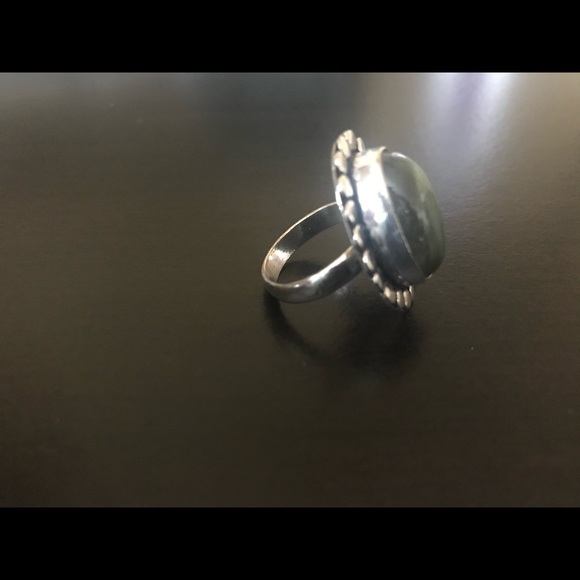 Labradorite ring - Picture 4 of 6